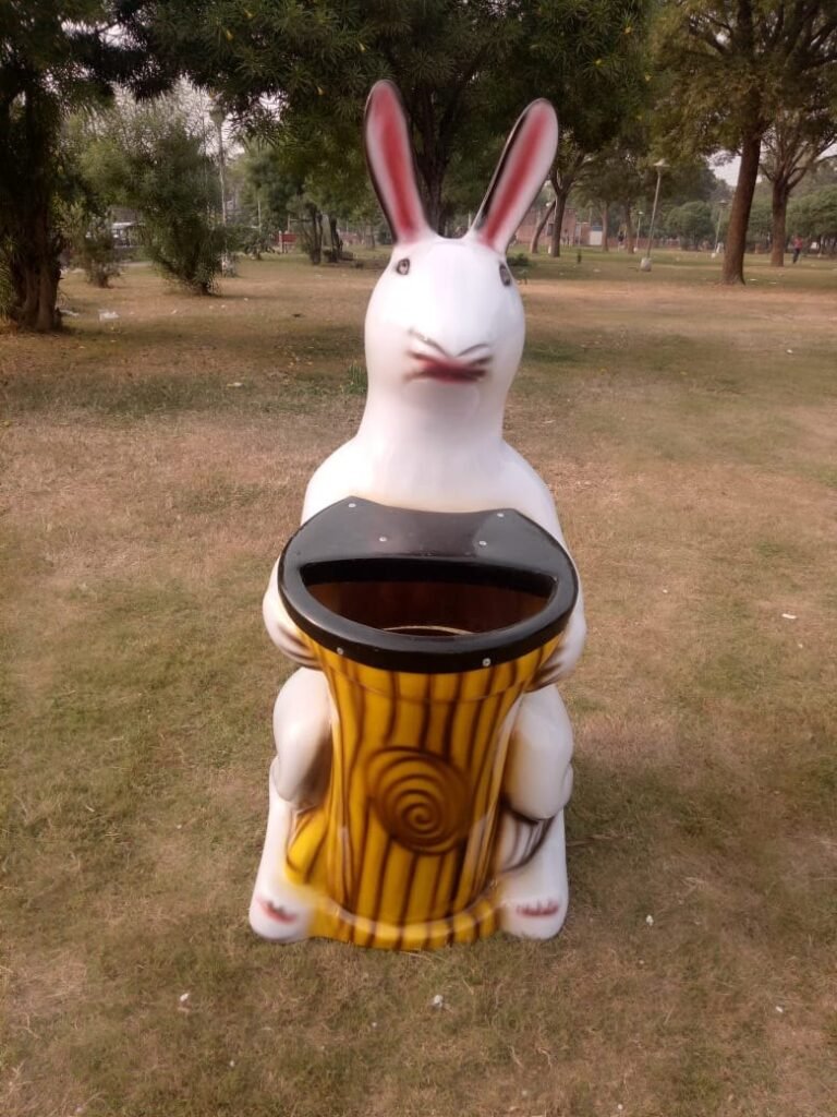 rabbit cartoon dustbin